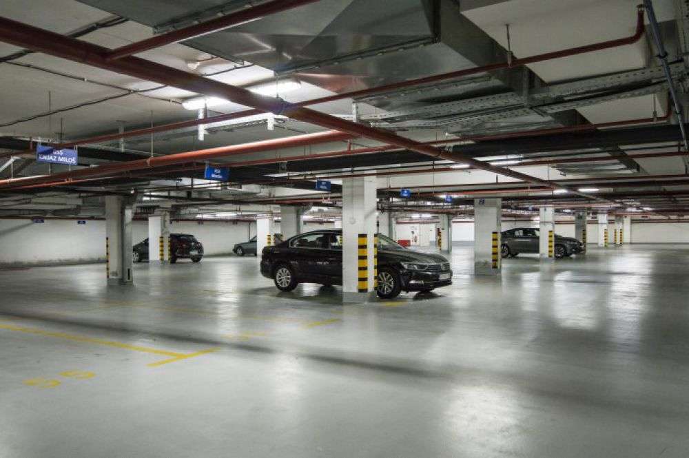 Garažni Parking